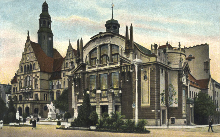 Ansichtskarte von Rathaus & Theater Bielefeld, anno 1910