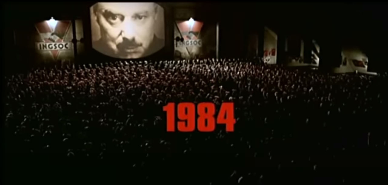 Standbild aus dem Film "1984" als Sinnbild für die Bedrohung durch ChatGTP von openAI